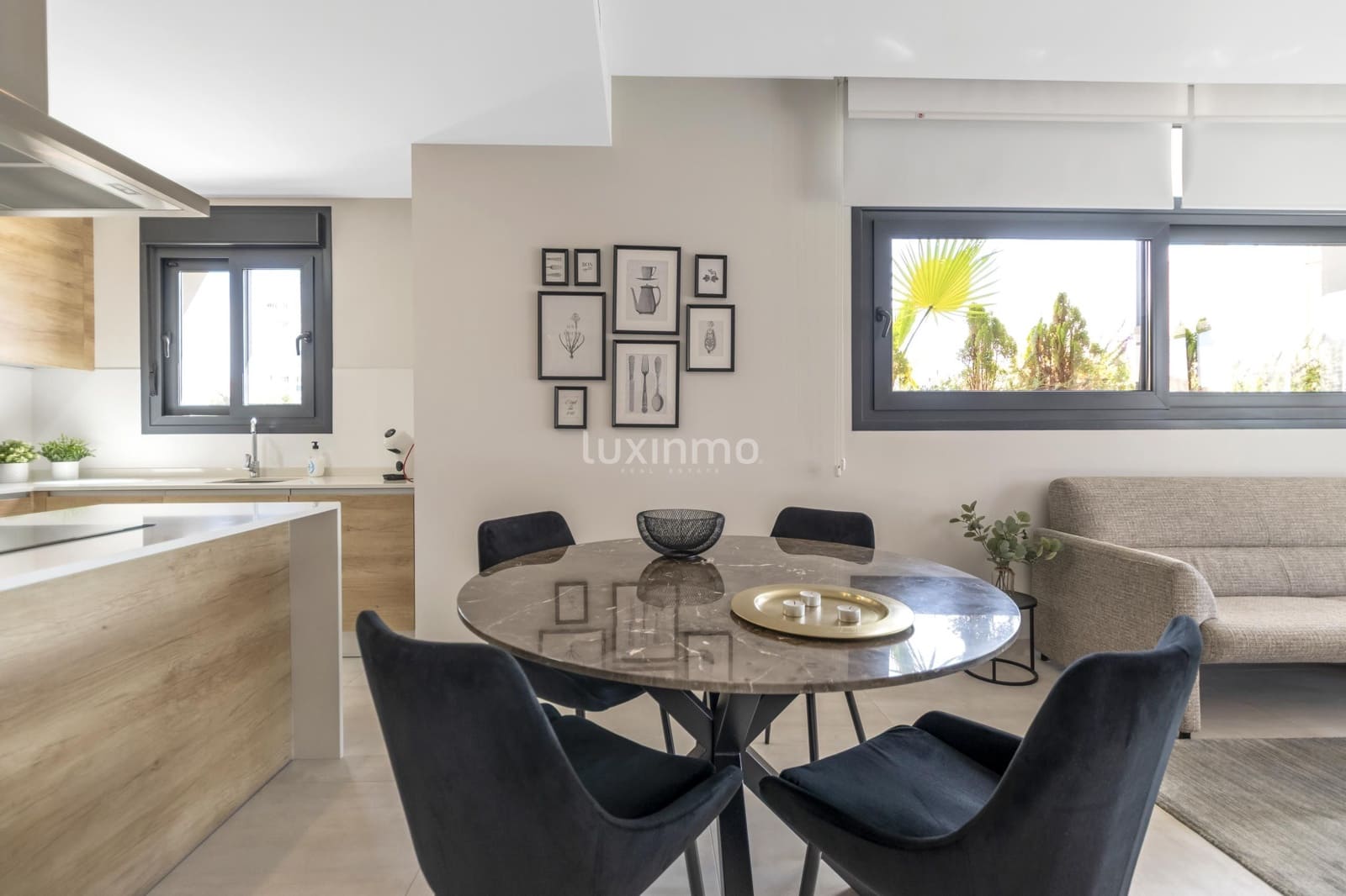 3 soverom Leilighet til salgs i Benidorm med svømmebasseng garasje - € 650 000 (Ref: 9716690)