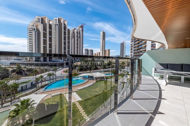 3 sovrum Lägenhet till salu i Benidorm med pool garage - 650 000 € (Ref: 9716690)