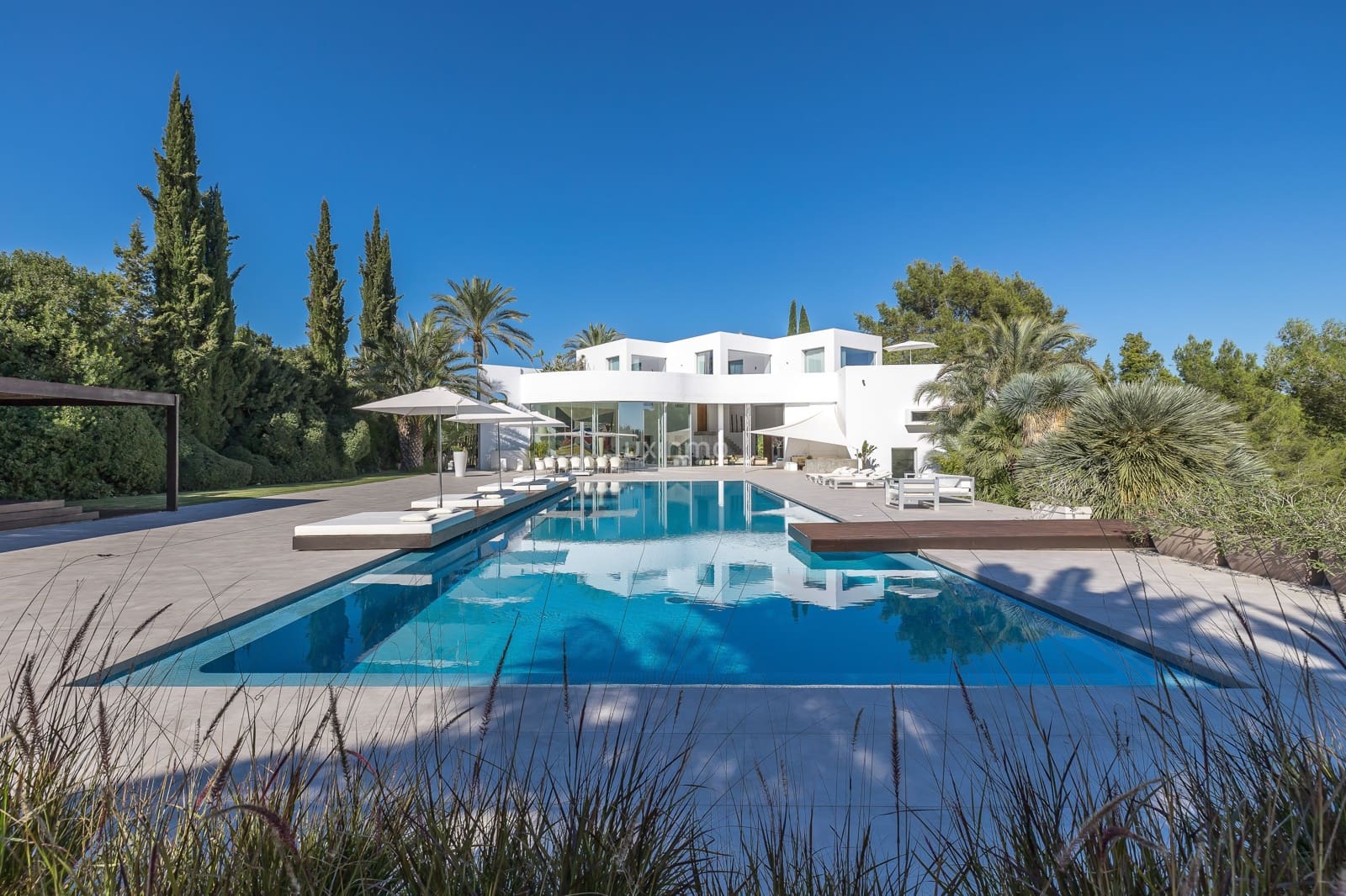 7 chambre Villa/Maison à vendre à Santa Eulalia / Santa Eularia avec piscine garage - 12 000 000 € (Ref: 9734100)