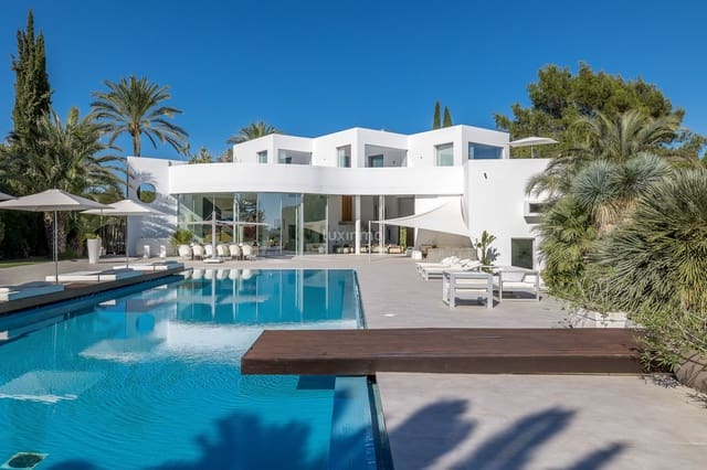 7 chambre Villa/Maison à vendre à Santa Eulalia / Santa Eularia avec piscine garage - 12 000 000 € (Ref: 9734100)
