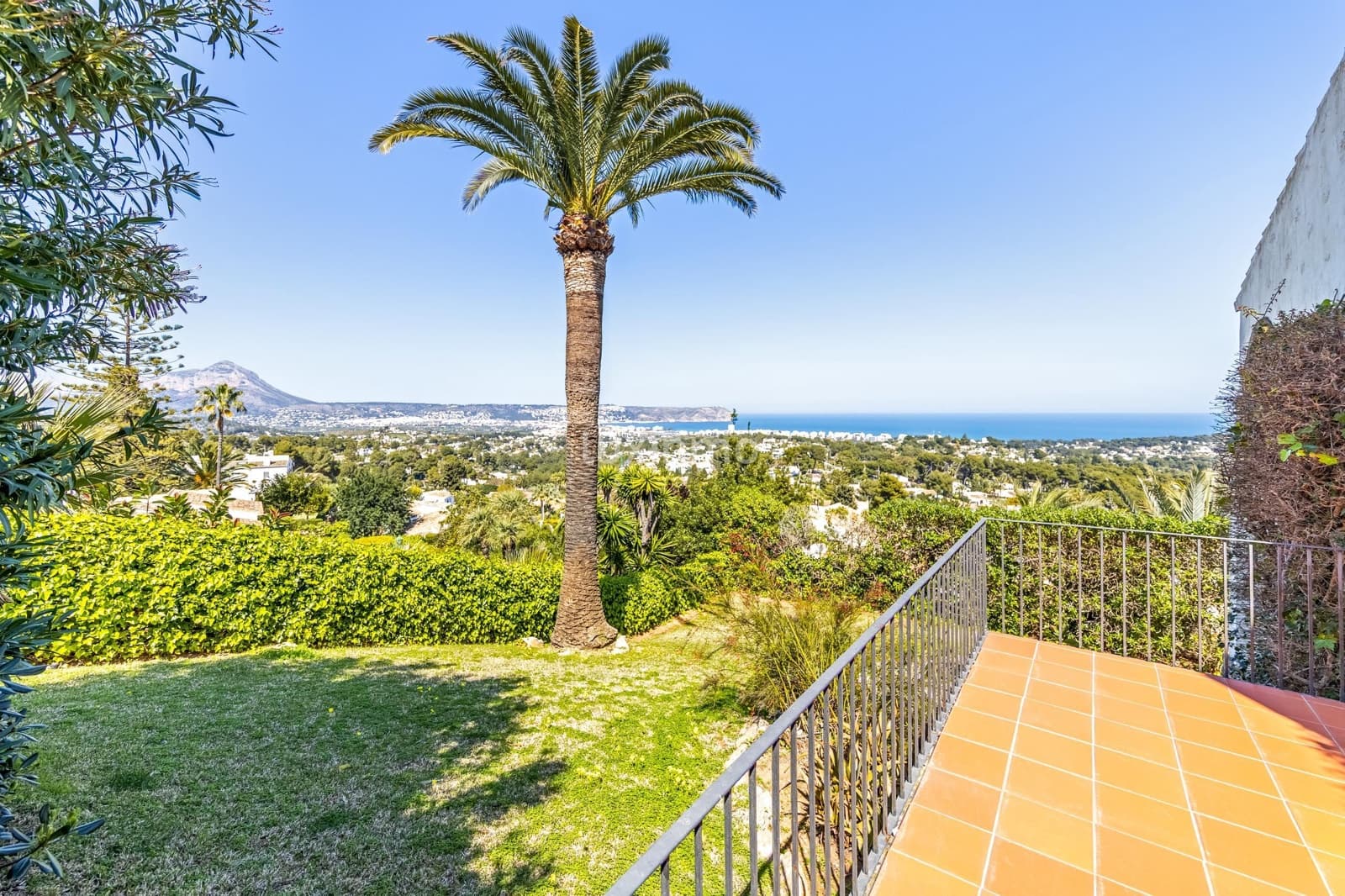 4 soveværelse Villa til salg i Javea / Xabia med swimmingpool garage - € 1.550.000 (Ref: 9734101)