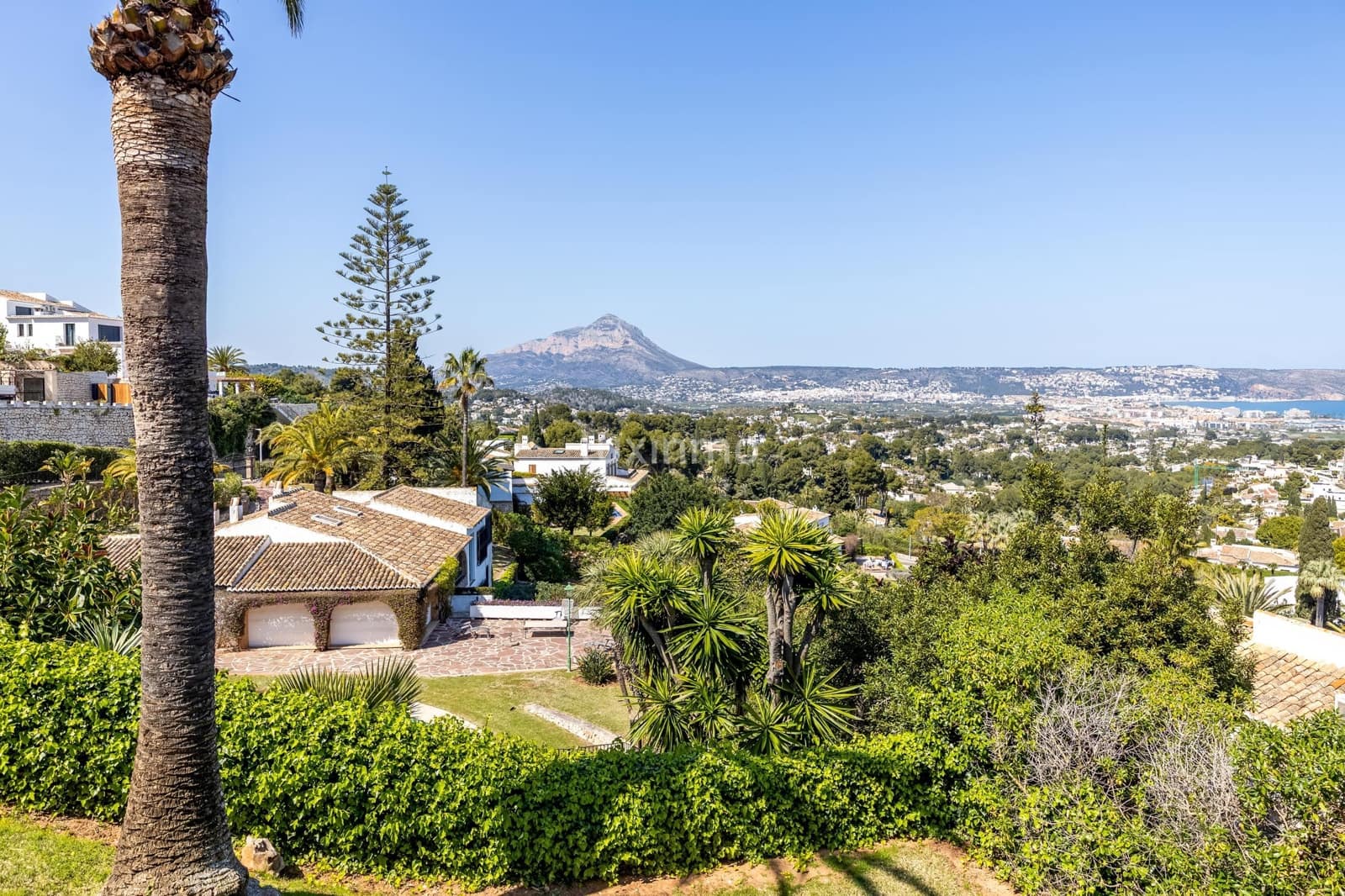 4 soveværelse Villa til salg i Javea / Xabia med swimmingpool garage - € 1.550.000 (Ref: 9734101)