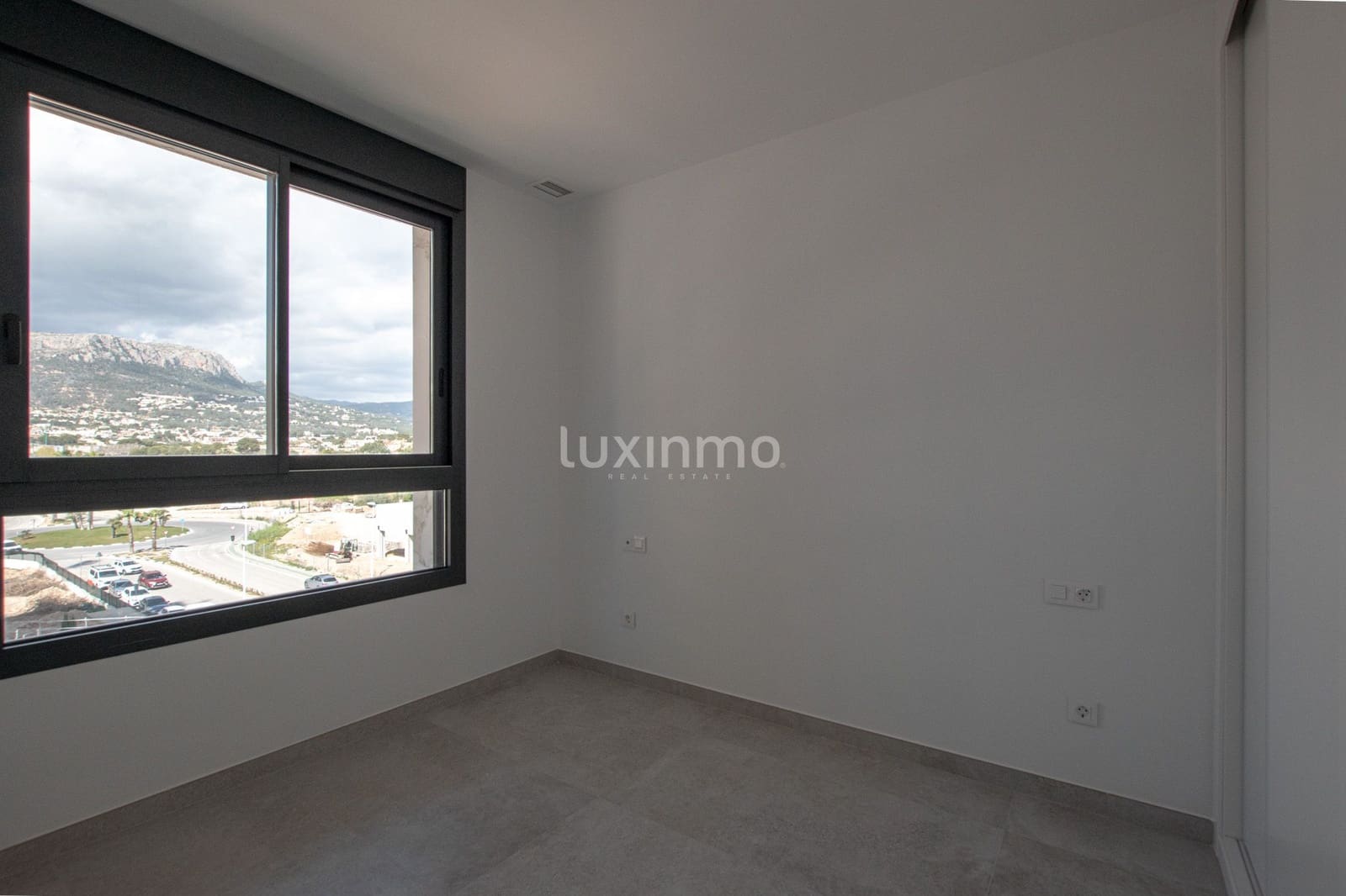 3 bedroom Apartment for rent in Calpe / Calp with pool garage - € 3,000 (Ref: 9734102)