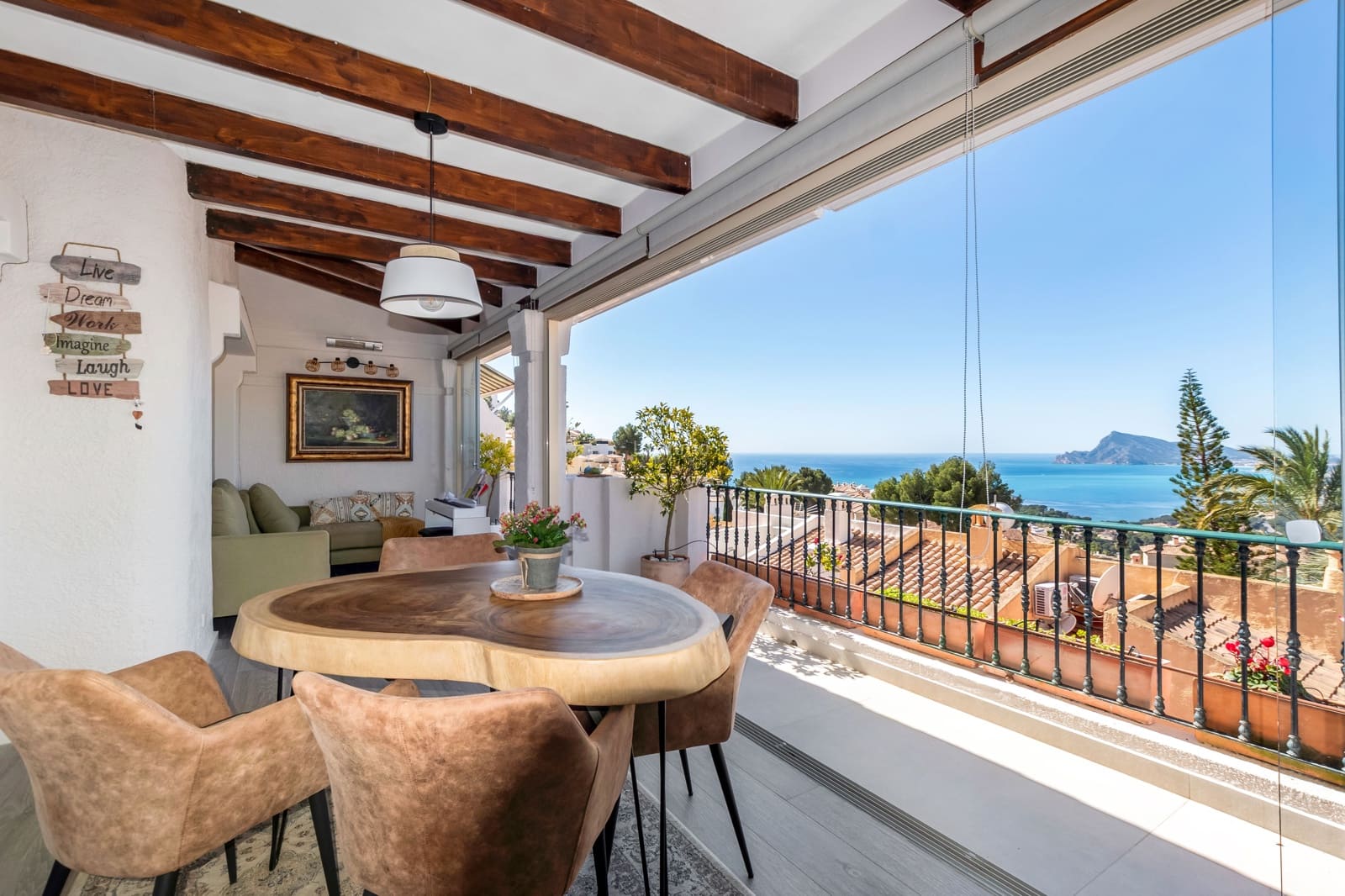 3 bedroom Villa for sale in Altea with pool garage - € 695,000 (Ref: 9737326)