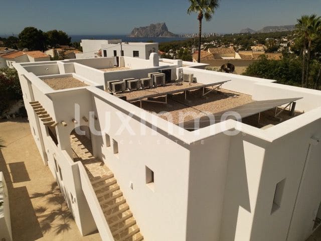 5 sovrum Villa till salu i Benissa med pool garage - 2 590 000 € (Ref: 9739292)