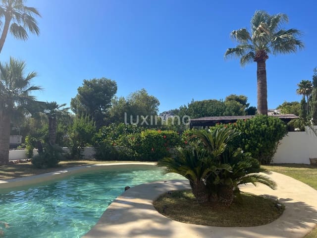 5 sovrum Villa till salu i Benissa med pool garage - 2 590 000 € (Ref: 9739292)