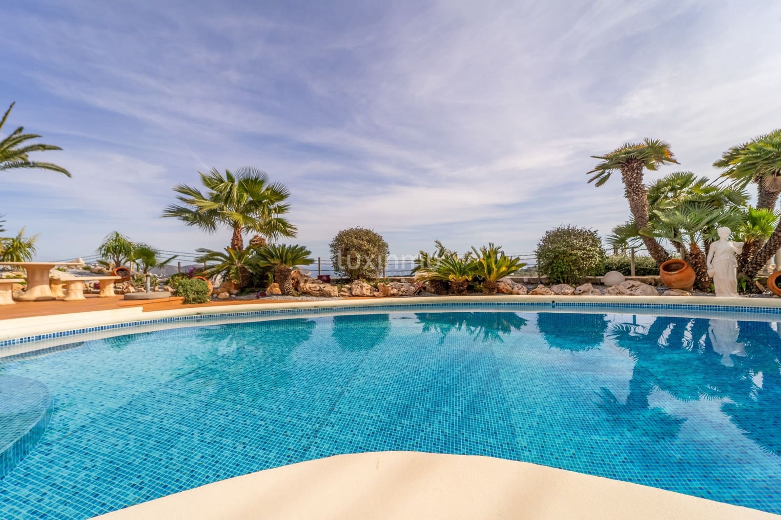 4 makuuhuone Huvila myytävänä paikassa Moraira mukana uima-altaan 
autotalli - 1 290 000 € (Ref: 9761437)