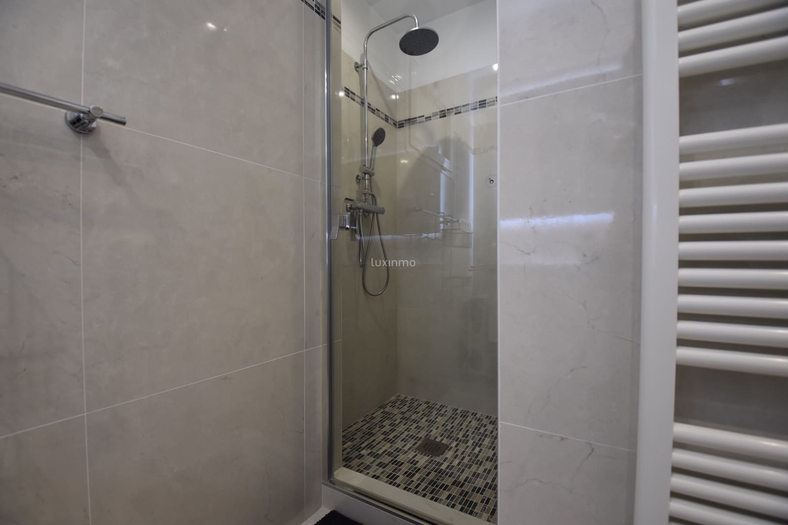 4 makuuhuone Huvila myytävänä paikassa Moraira mukana uima-altaan 
autotalli - 1 290 000 € (Ref: 9761437)