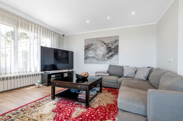 4 makuuhuone Huvila myytävänä paikassa Moraira, Teulada-Moraira mukana uima-altaan 
autotalli - 1 290 000 € (Ref: 9761437)