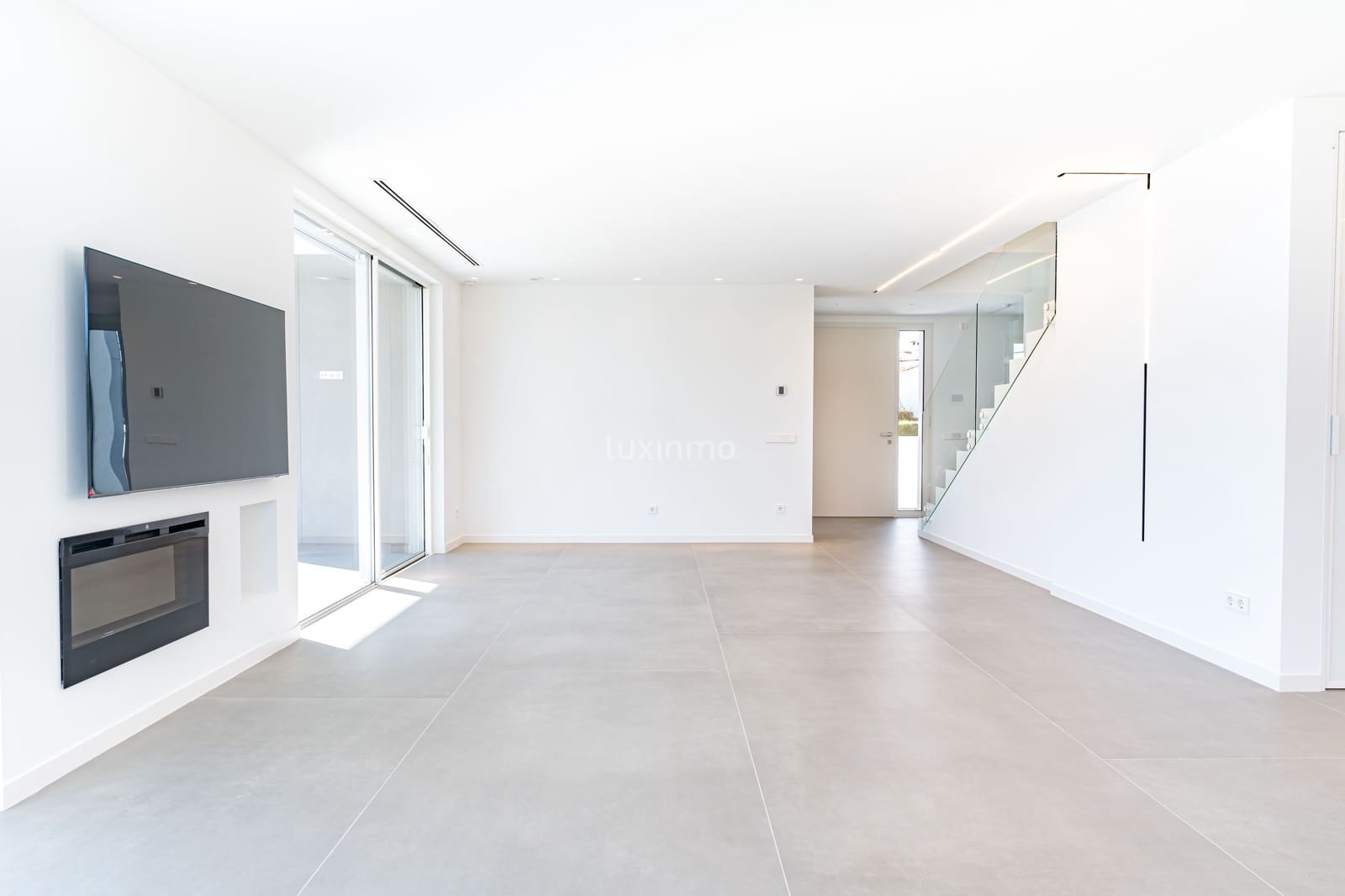 3 bedroom Villa for sale in Moraira with pool garage - € 2,400,000 (Ref: 9761438)