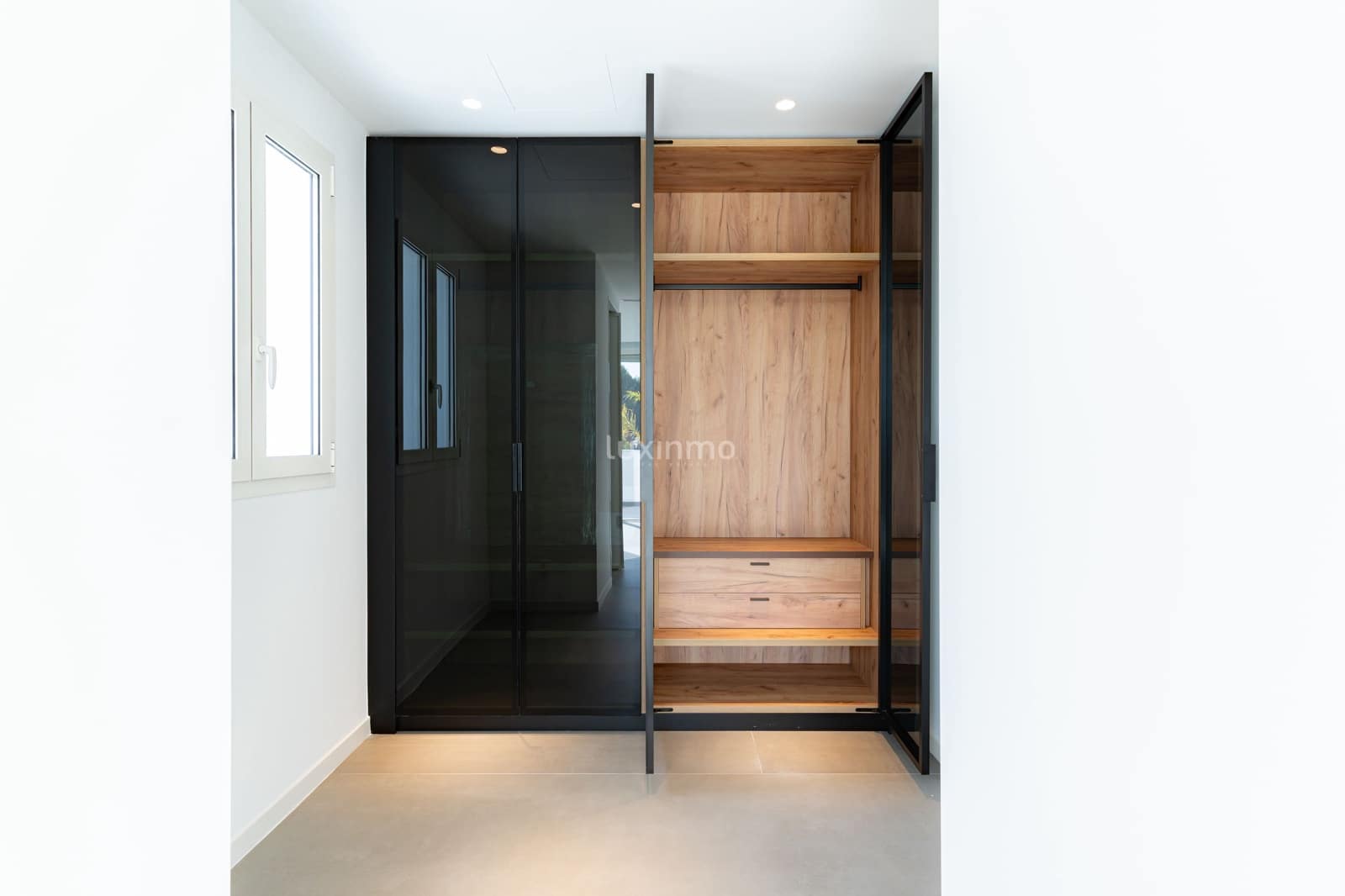 3 bedroom Villa for sale in Moraira with pool garage - € 2,400,000 (Ref: 9761438)