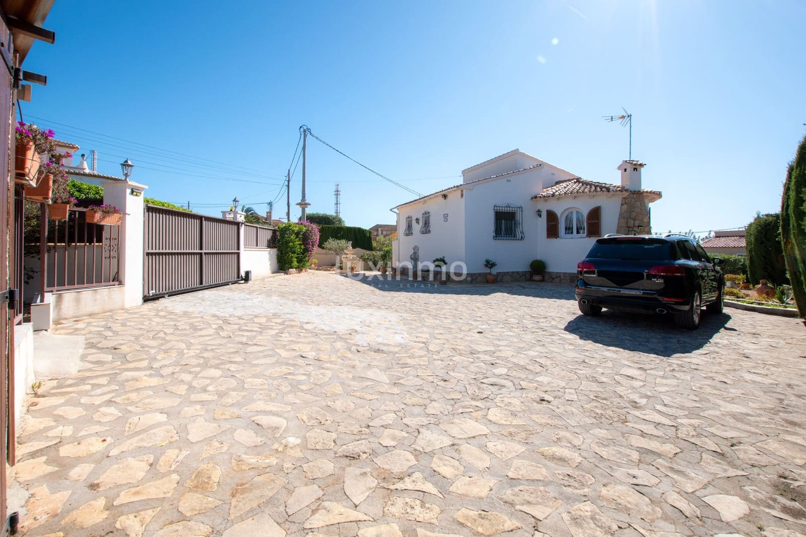 3 bedroom Villa for sale in Calpe / Calp with pool garage - € 595,000 (Ref: 9761439)