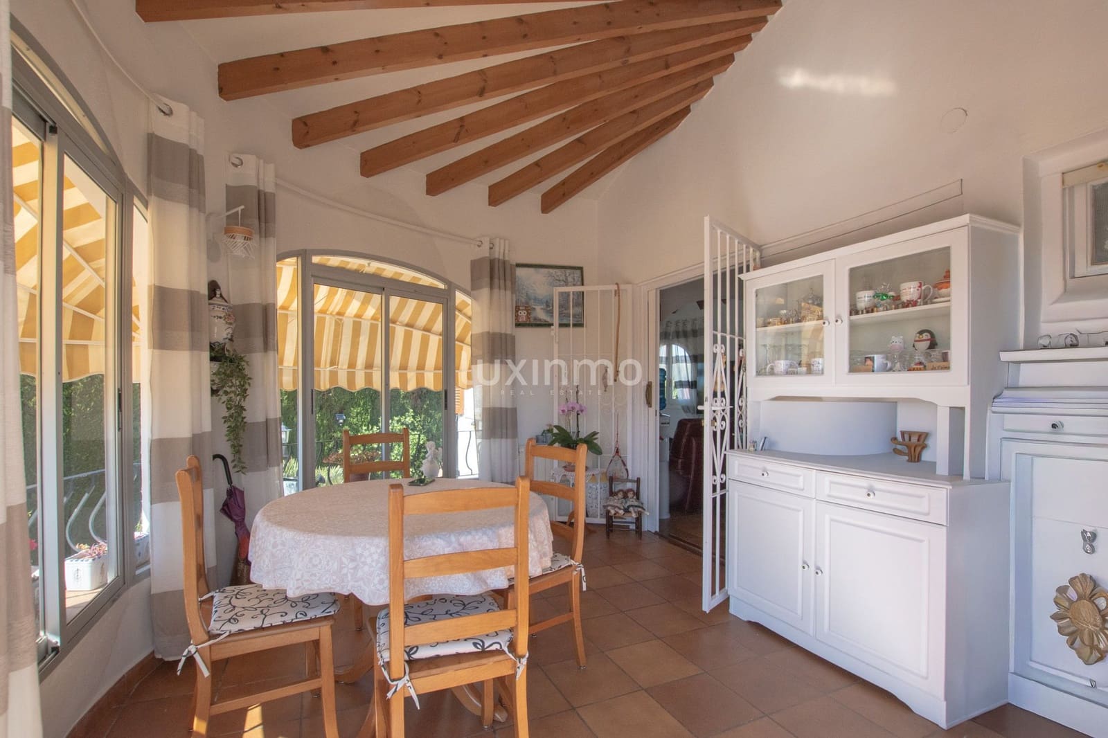 3 bedroom Villa for sale in Calpe / Calp with pool garage - € 595,000 (Ref: 9761439)