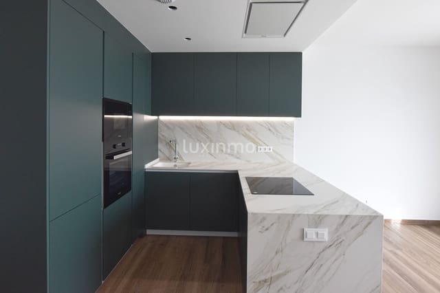 3 quarto Penthouse para arrendar em Calpe / Calp com piscina garagem - 7 000 € (Ref: 9776969)