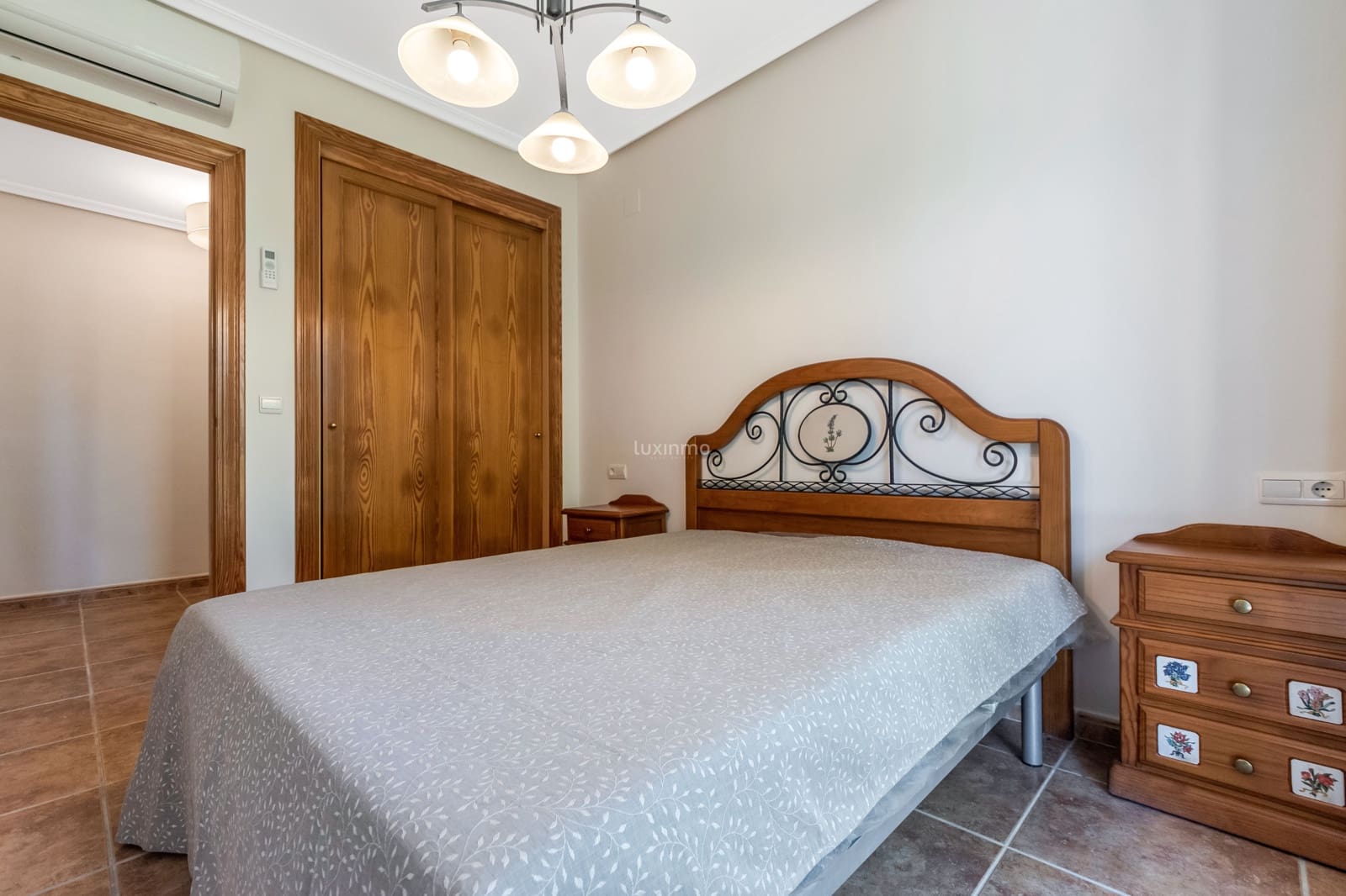 3 soverom Rekkehus til salgs i Calpe / Calp med svømmebasseng garasje - € 365 000 (Ref: 9777137)