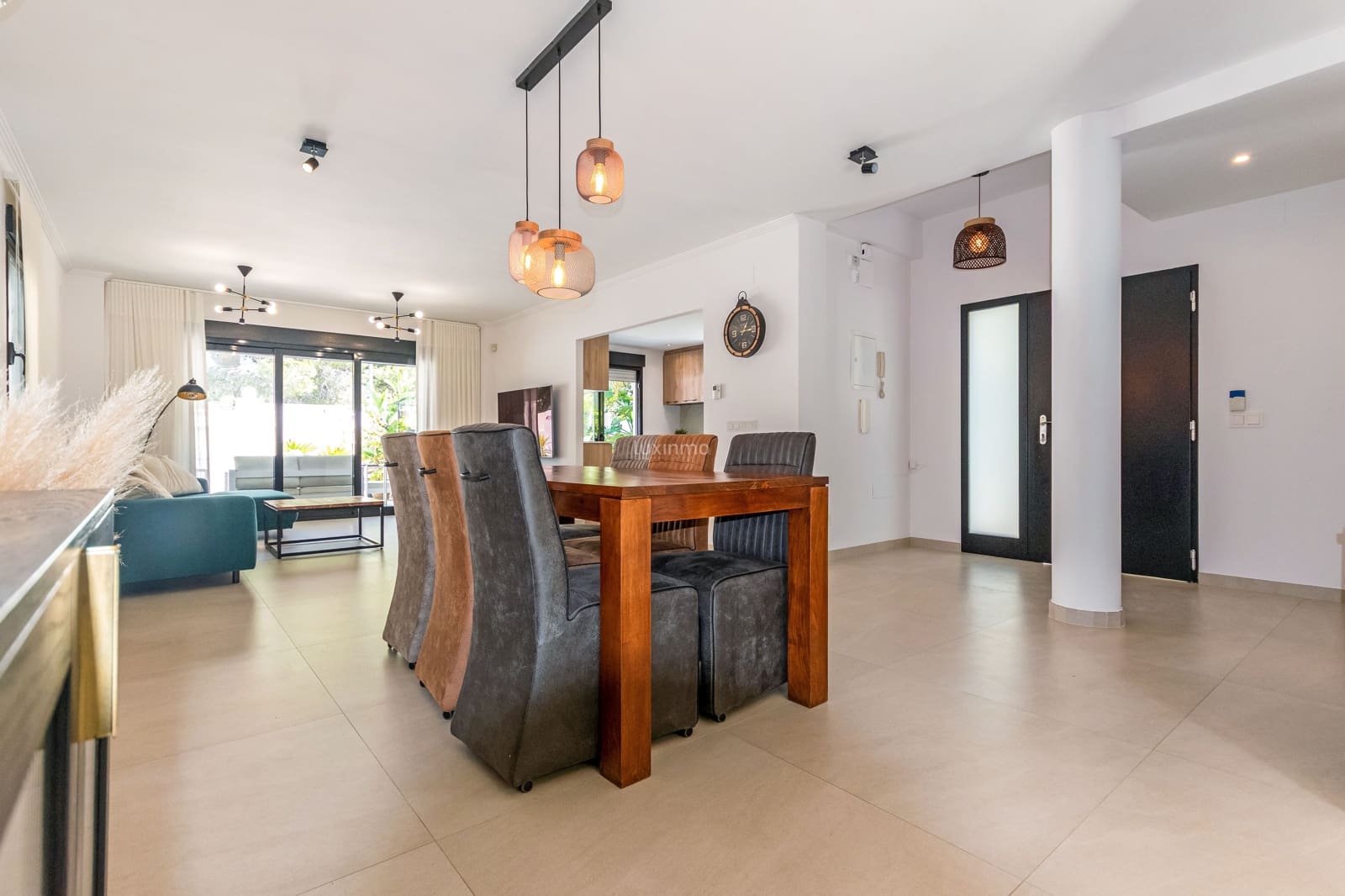 3 makuuhuone Huvila vuokrattavana paikassa Alfaz del Pi / L'Alfas del Pi mukana uima-altaan 
autotalli - 3 550 € (Ref: 9778716)