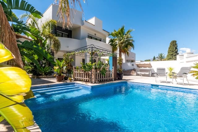 3 makuuhuone Huvila vuokrattavana paikassa Alfaz del Pi / L'Alfàs del Pi mukana uima-altaan 
autotalli - 3 550 € (Ref: 9778716)