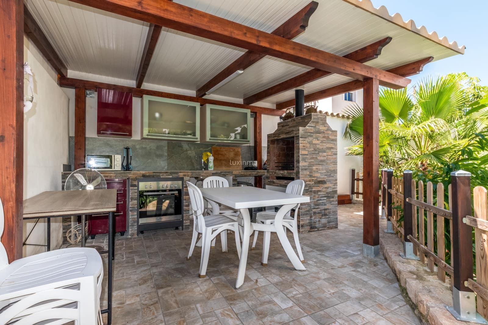 3 makuuhuone Huvila vuokrattavana paikassa Alfaz del Pi / L'Alfas del Pi mukana uima-altaan 
autotalli - 3 550 € (Ref: 9778716)