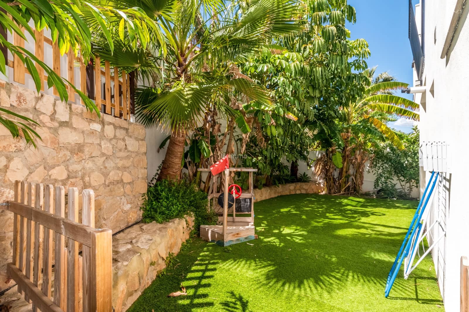 3 makuuhuone Huvila vuokrattavana paikassa Alfaz del Pi / L'Alfas del Pi mukana uima-altaan 
autotalli - 3 550 € (Ref: 9778716)