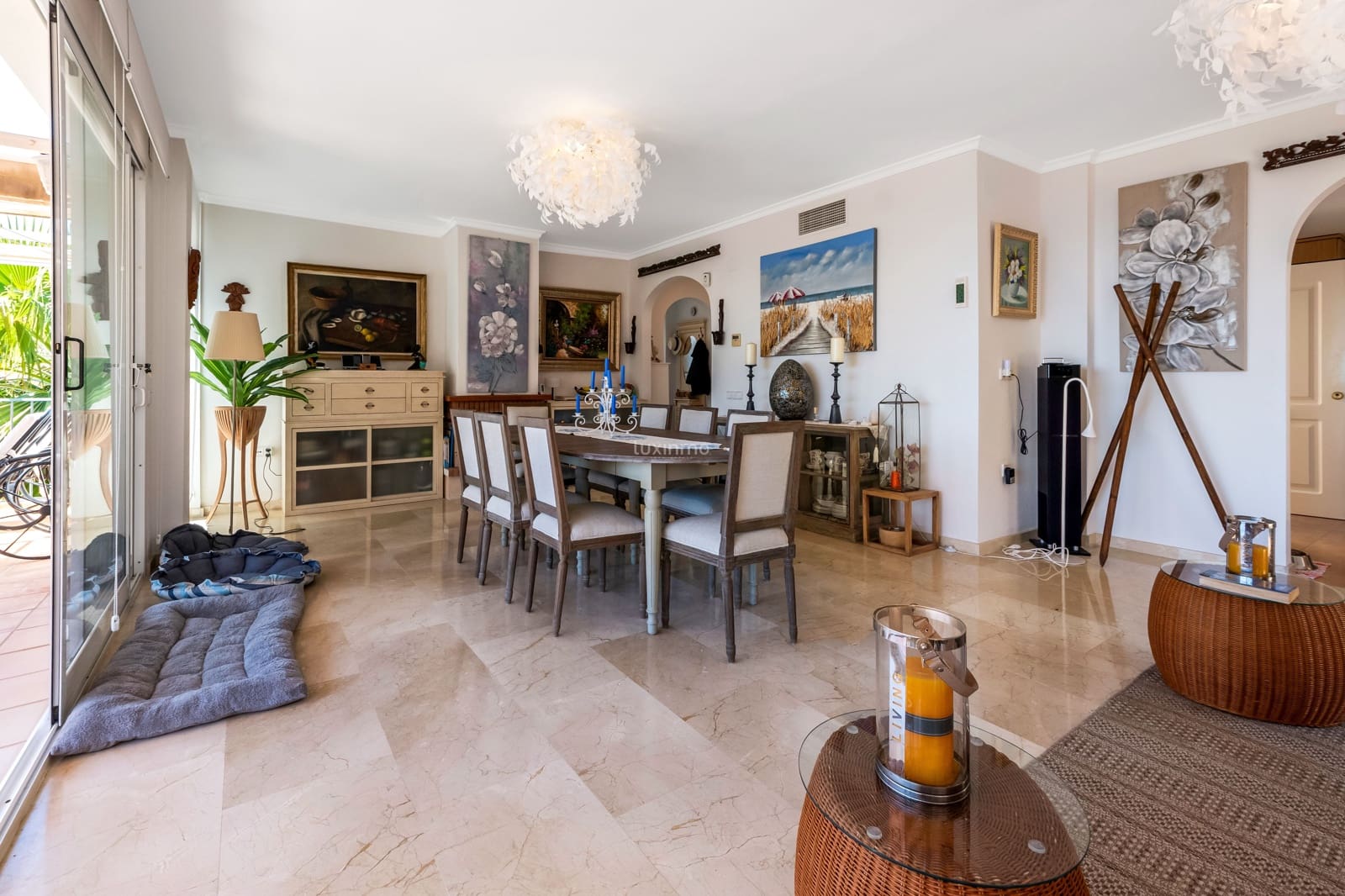 5 bedroom Villa for sale in Altea with pool garage - € 790,000 (Ref: 9778917)