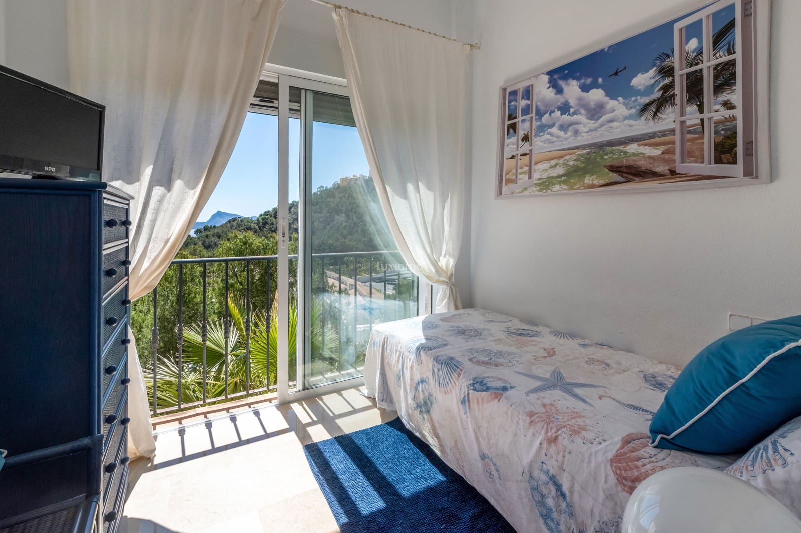 5 bedroom Villa for sale in Altea with pool garage - € 790,000 (Ref: 9778917)