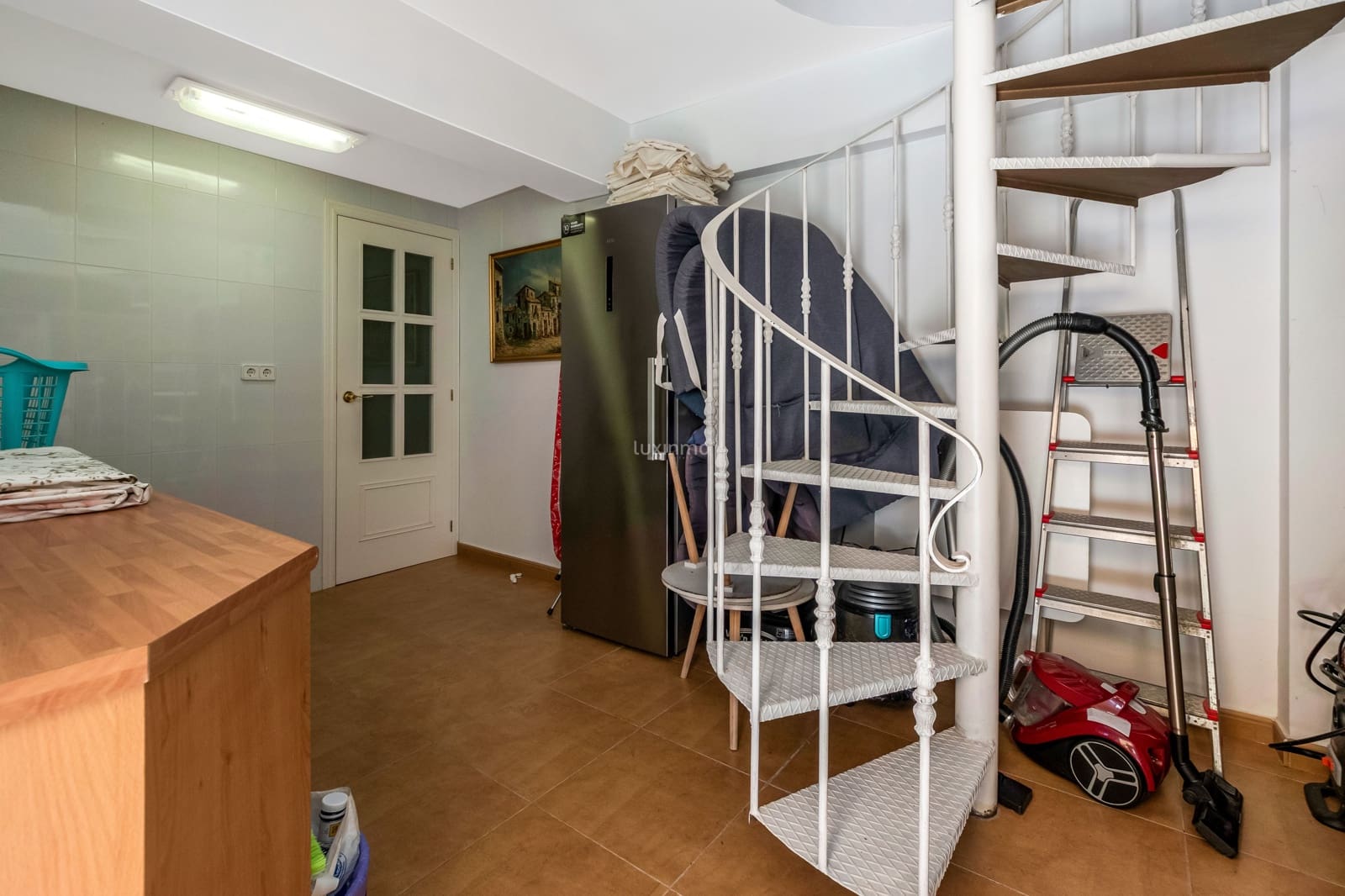 5 bedroom Villa for sale in Altea with pool garage - € 790,000 (Ref: 9778917)