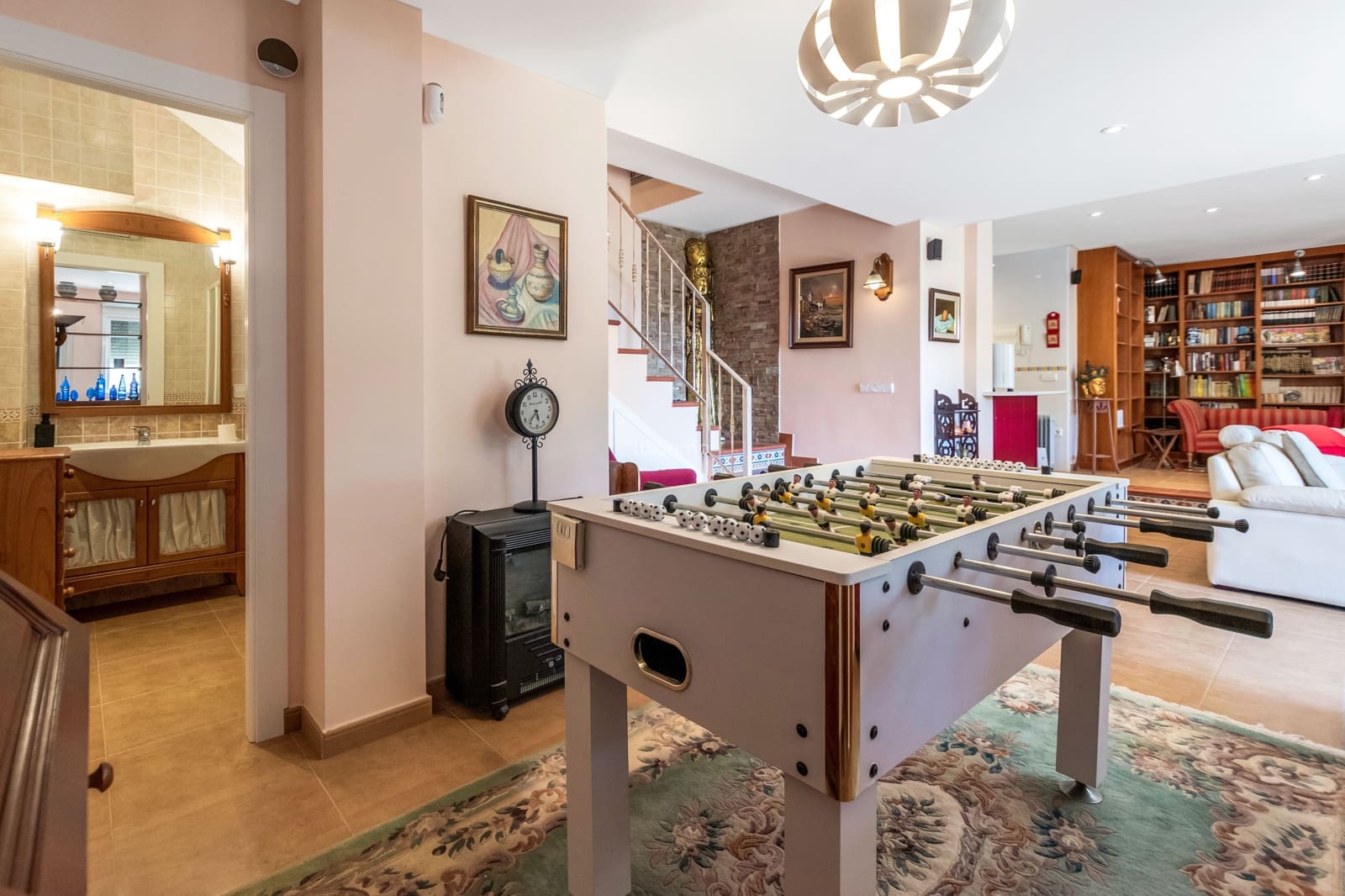 5 bedroom Villa for sale in Altea with pool garage - € 790,000 (Ref: 9778917)