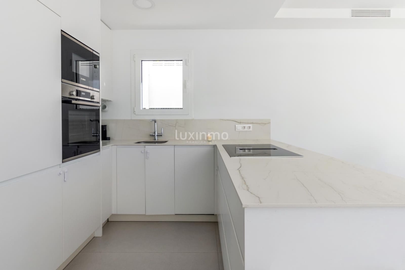 3 chambre Villa/Maison à vendre à Finestrat avec piscine garage - 920 000 € (Ref: 9787918)