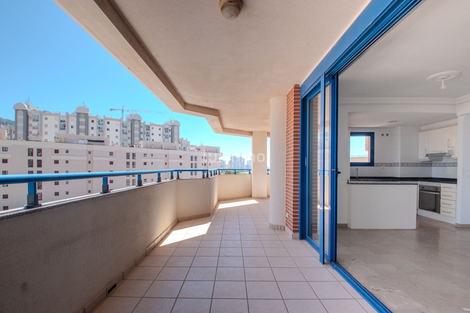 2 makuuhuone Asunto myytävänä paikassa Calpe / Calp - 375 000 € (Ref: 9789460)
