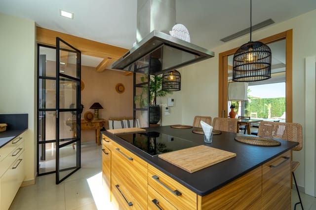 4 makuuhuone Huvila vuokrattavana paikassa Dénia mukana uima-altaan 
autotalli - 5 500 € (Ref: 9793691)