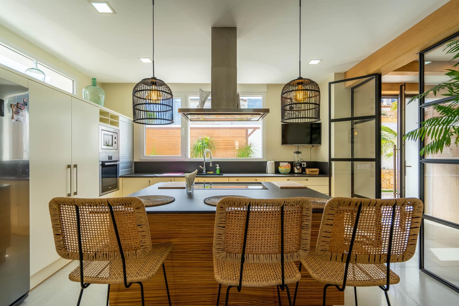 4 makuuhuone Huvila vuokrattavana paikassa Denia mukana uima-altaan 
autotalli - 5 500 € (Ref: 9793691)