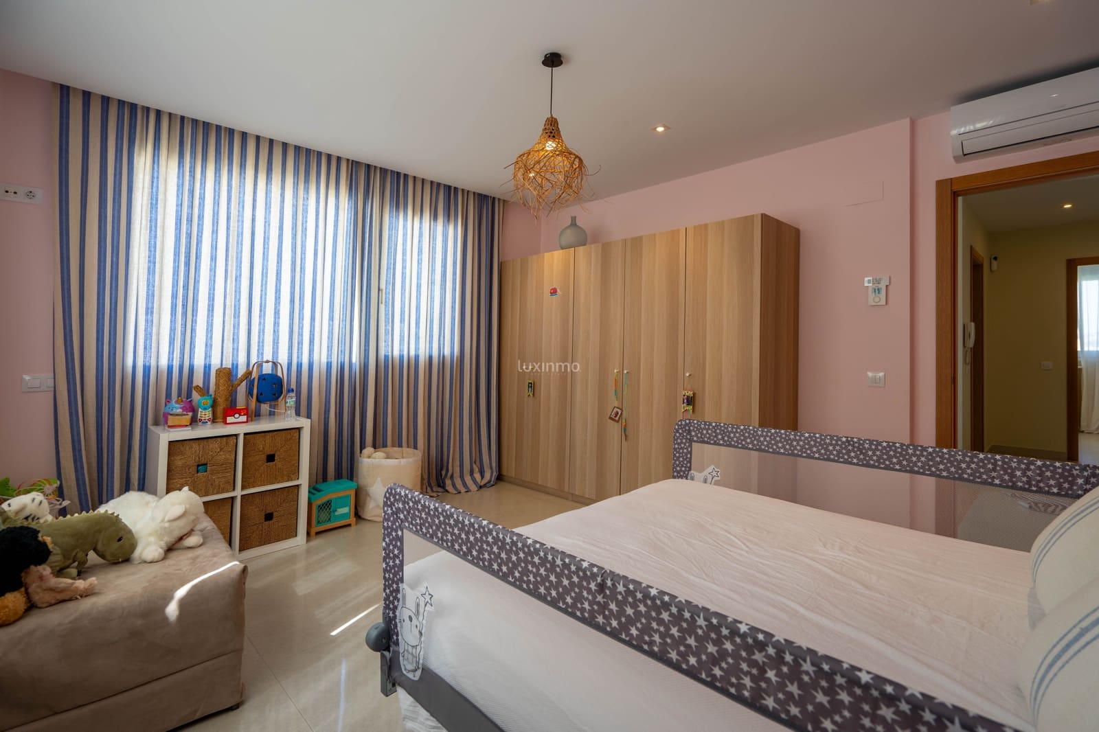 4 makuuhuone Huvila vuokrattavana paikassa Denia mukana uima-altaan 
autotalli - 5 500 € (Ref: 9793691)