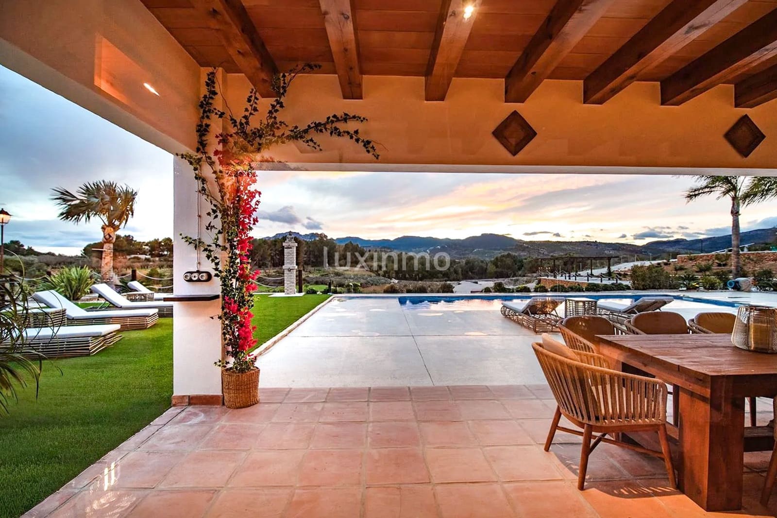 3 Zimmer Villa zu vermieten in Lliber mit Pool Garage - 16.000 € (Ref: 9795125)