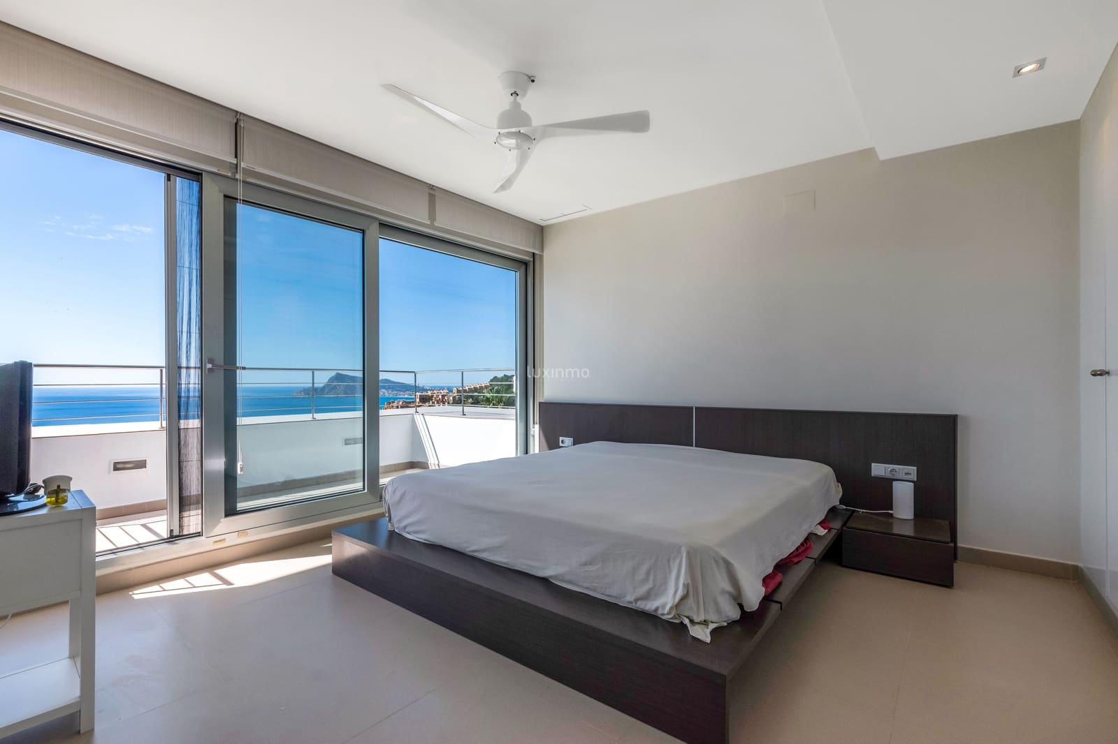 4 sypialnia Willa na sprzedaż w Altea z basenem garażem - 1 250 000 € (Ref: 9802978)