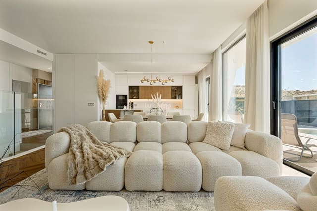 Chalet de 5 habitaciones en Finestrat en venta con piscina garaje - 798.000 € (Ref: 9802979)