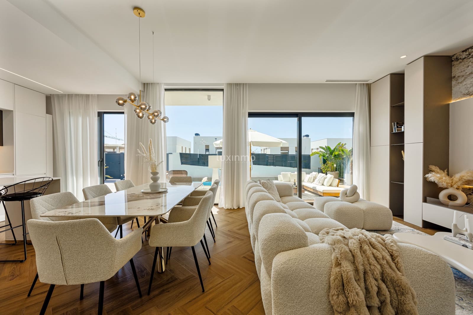 Chalet de 5 habitaciones en Finestrat en venta con piscina garaje - 798.000 € (Ref: 9802979)