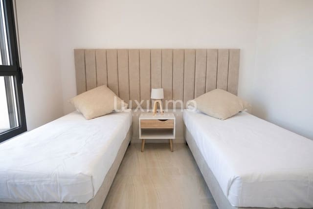 2 soverom Leilighet til salgs i Benidorm med svømmebasseng garasje - € 550 000 (Ref: 9802980)