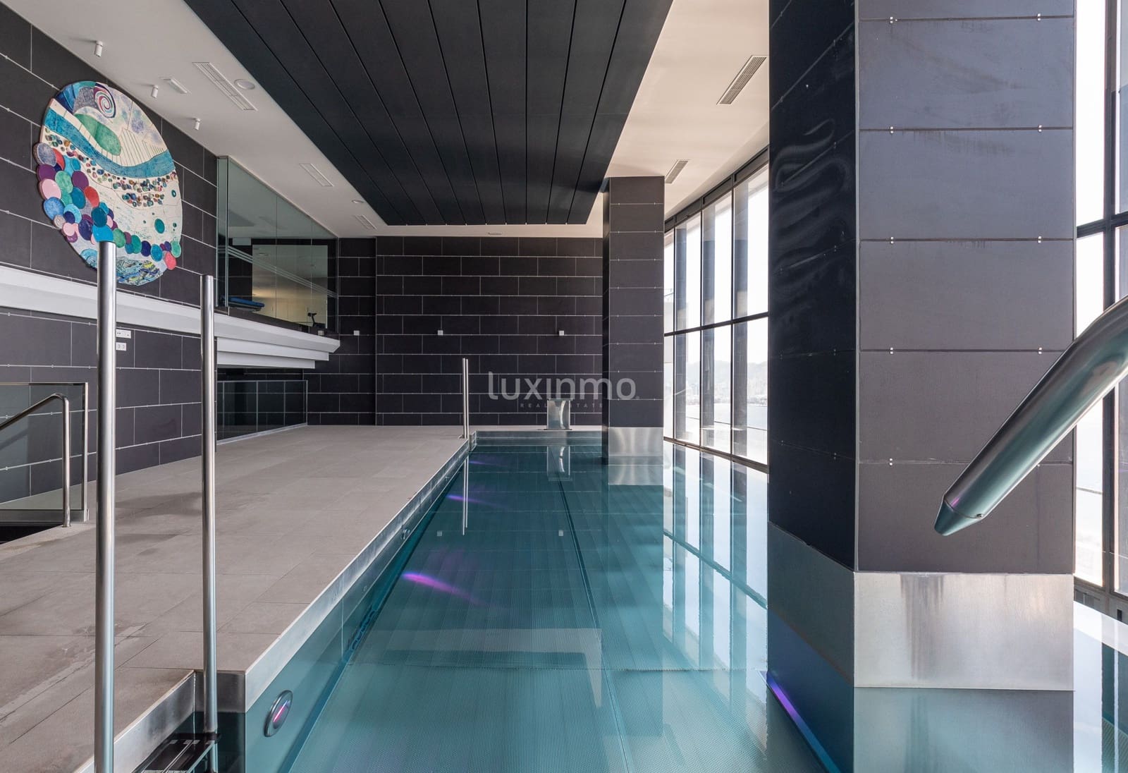 Piso de 2 habitaciones en Benidorm en venta con piscina garaje - 550.000 € (Ref: 9802980)