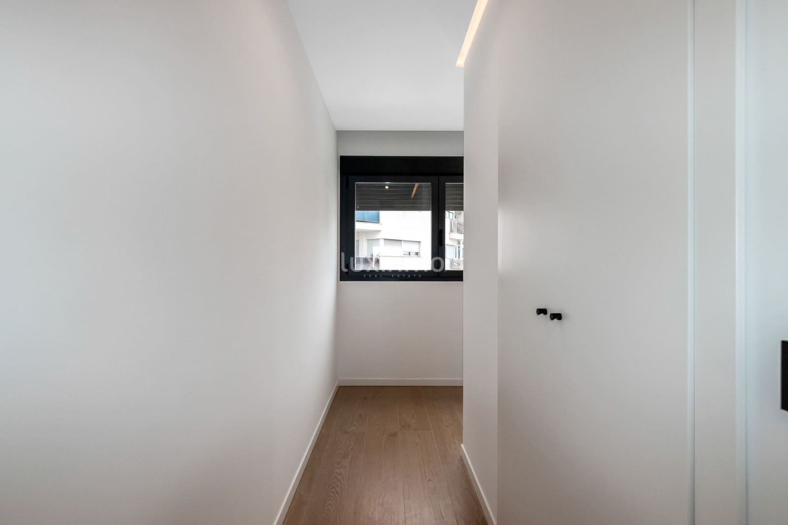 2 makuuhuone Asunto vuokrattavana paikassa La Villajoyosa / Vila Joiosa mukana uima-altaan 
autotalli - 1 700 € (Ref: 9805282)