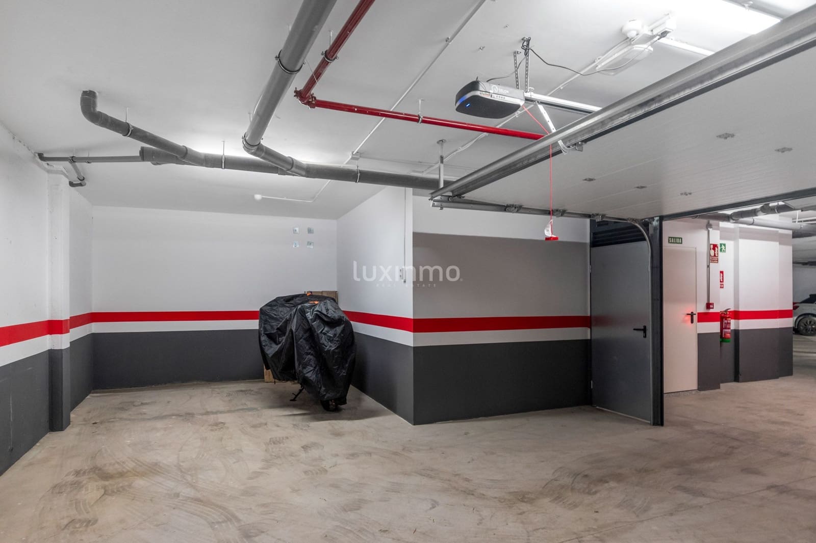 2 makuuhuone Asunto vuokrattavana paikassa La Villajoyosa / Vila Joiosa mukana uima-altaan 
autotalli - 1 700 € (Ref: 9805282)