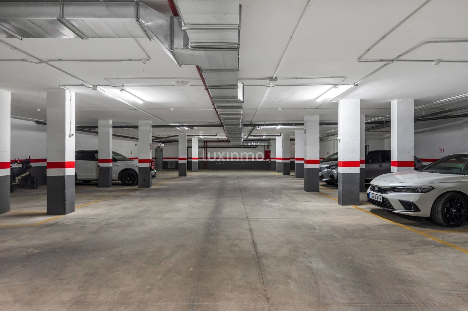 2 makuuhuone Asunto vuokrattavana paikassa La Villajoyosa / Vila Joiosa mukana uima-altaan 
autotalli - 1 700 € (Ref: 9805282)