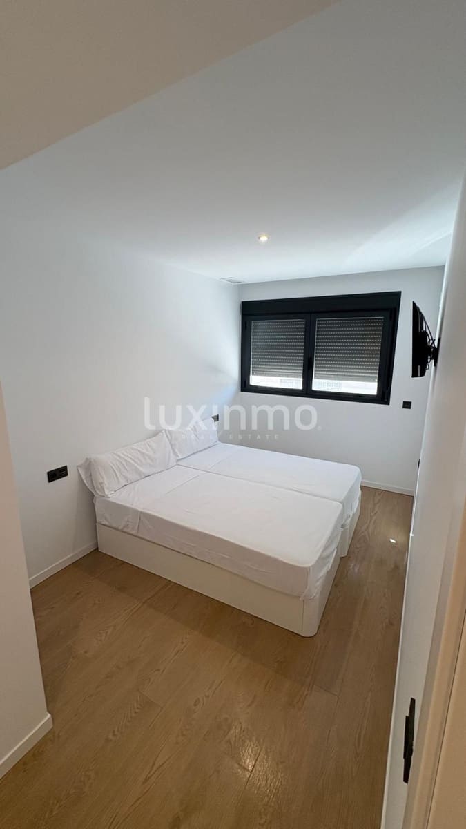 Piso de 2 habitaciones en La Villajoyosa / Vila Joiosa en alquiler con piscina garaje - 1.500 € (Ref: 9805282)
