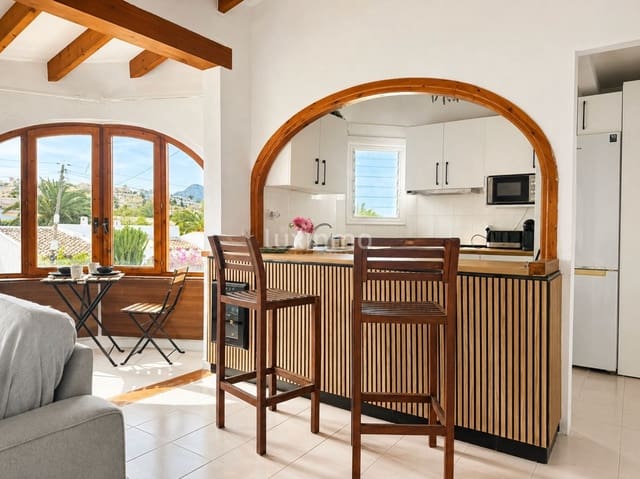 2 makuuhuone Huvila vuokrattavana paikassa Calpe / Calp mukana uima-altaan 
autotalli - 1 350 € (Ref: 9807238)