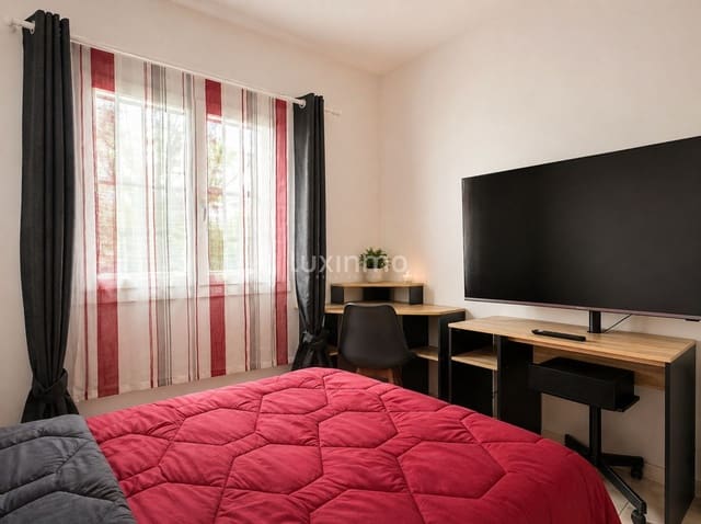 2 makuuhuone Huvila vuokrattavana paikassa Calpe / Calp mukana uima-altaan 
autotalli - 1 350 € (Ref: 9807238)