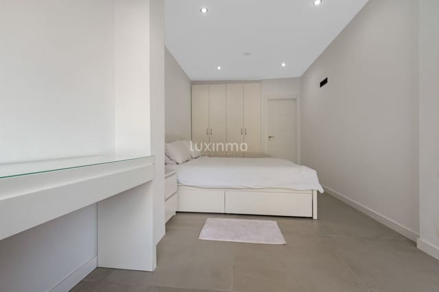 5 slaapkamer Villa te huur in Alfaz del Pi / L'Alfàs del Pi met zwembad garage - € 5.000 (Ref: 9807240)