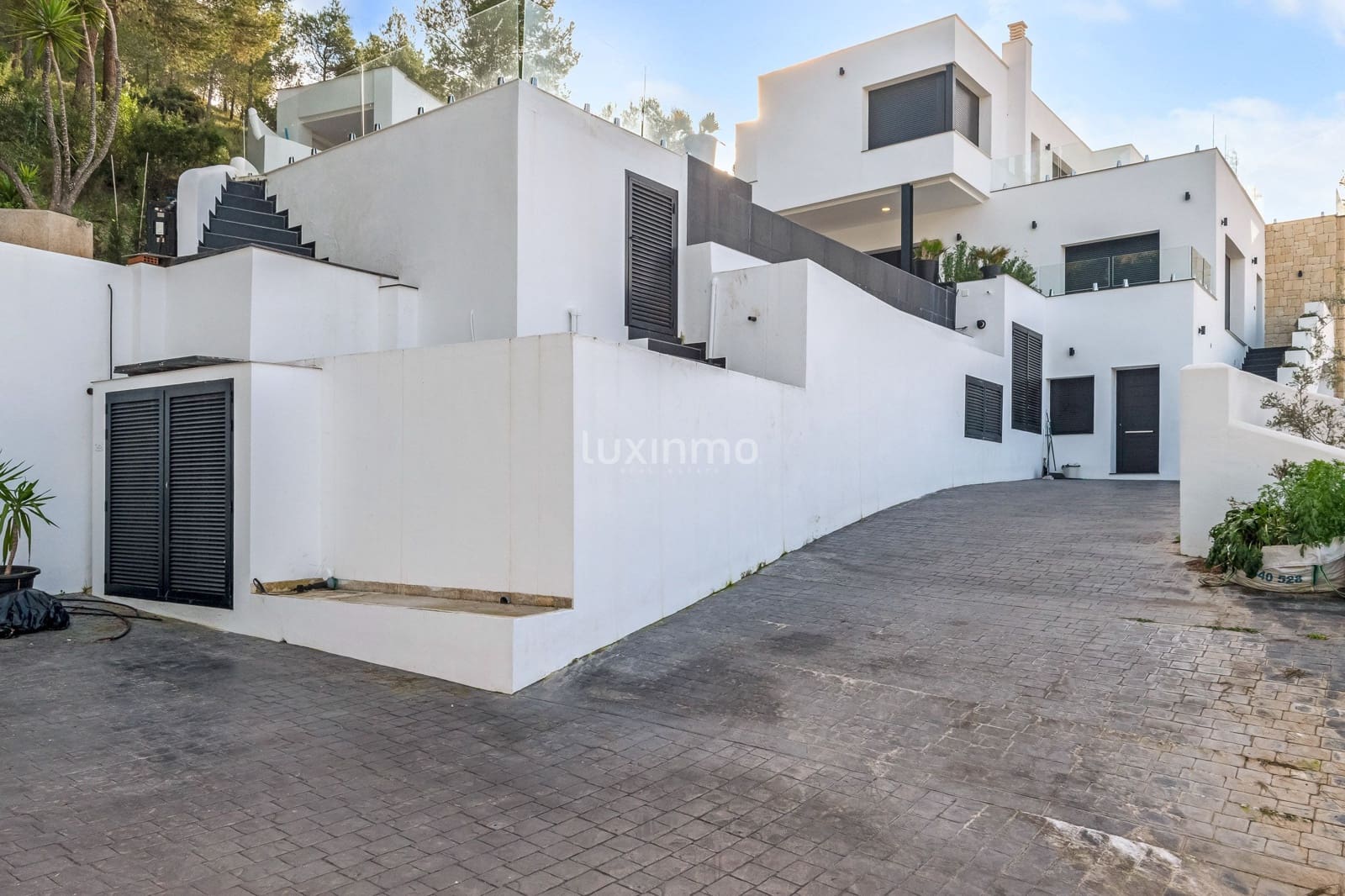 5 slaapkamer Villa te huur in Alfaz del Pi / L'Alfas del Pi met zwembad garage - € 5.000 (Ref: 9807240)