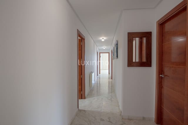 3 quarto Apartamento para arrendar em Altea com piscina garagem - 3 500 € (Ref: 9812588)