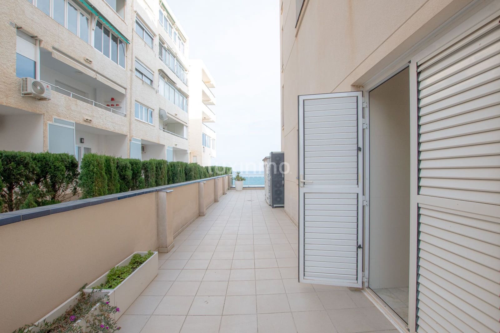 3 quarto Apartamento para arrendar em Altea com piscina garagem - 3 500 € (Ref: 9812588)
