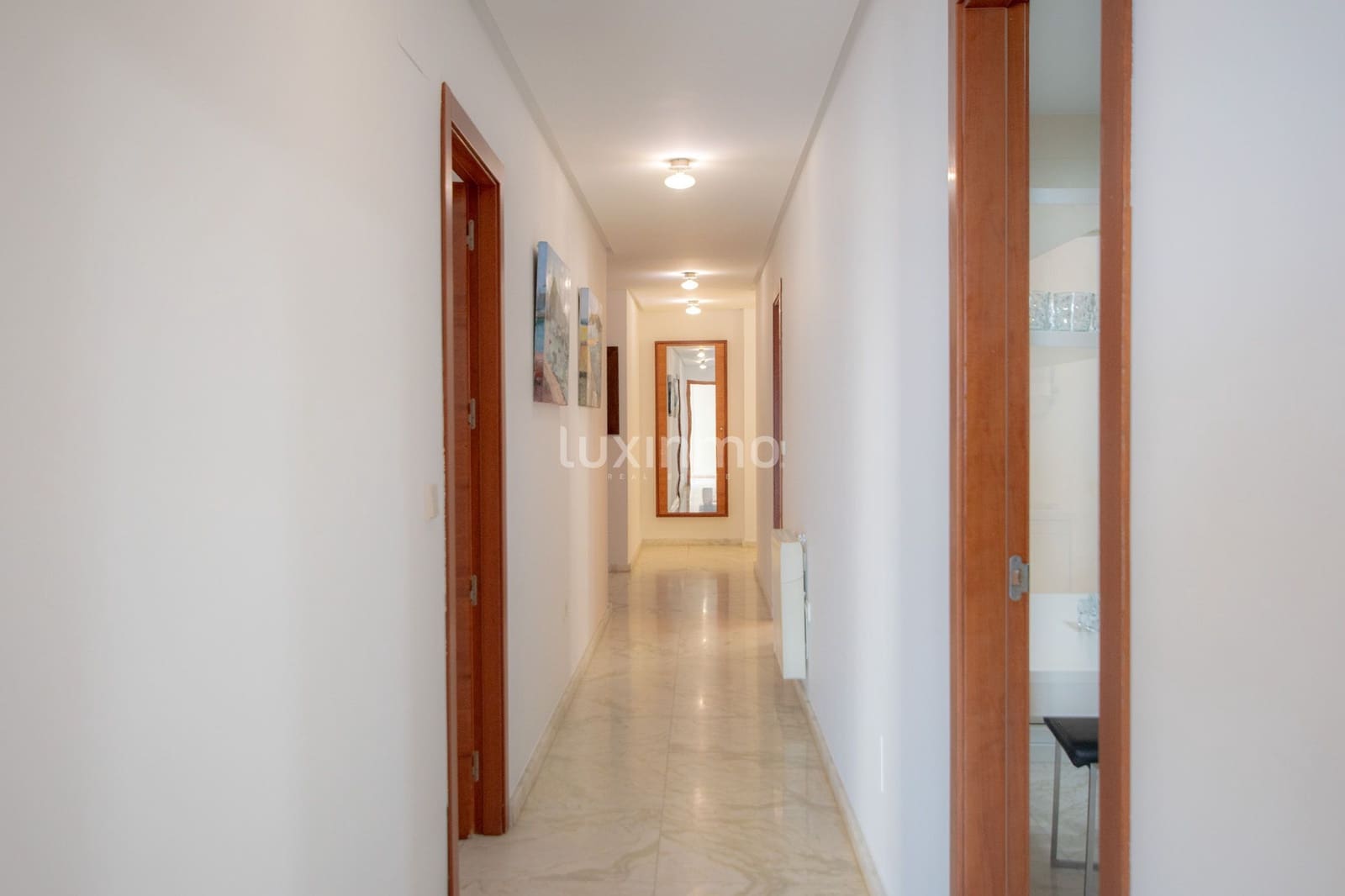Apartamento de 3 habitaciones en Altea en alquiler con piscina garaje - 3.400 € (Ref: 9812588)