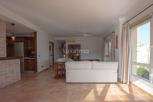 2 quarto Penthouse para arrendar em Calpe / Calp com piscina garagem - 1 700 € (Ref: 9812633)